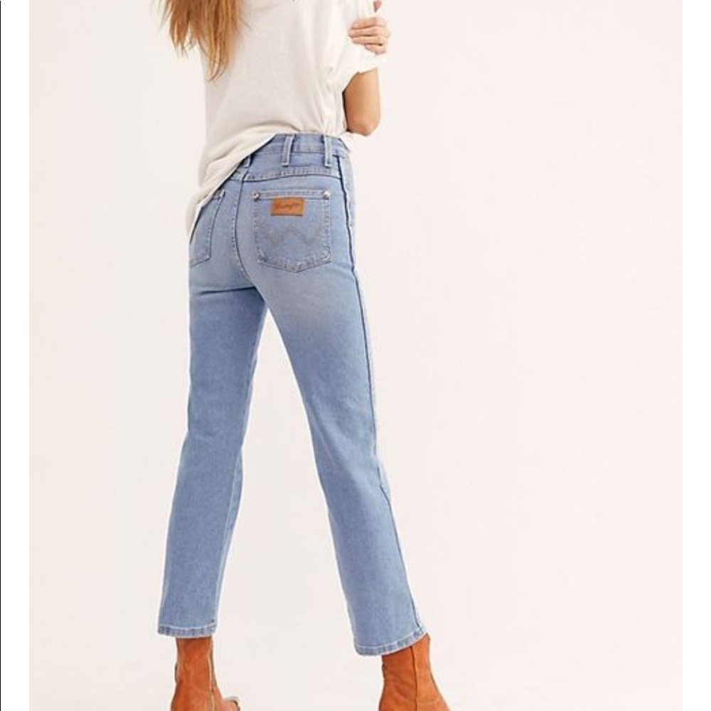 Women’s Wrangler High Rise Heritage Jeans
